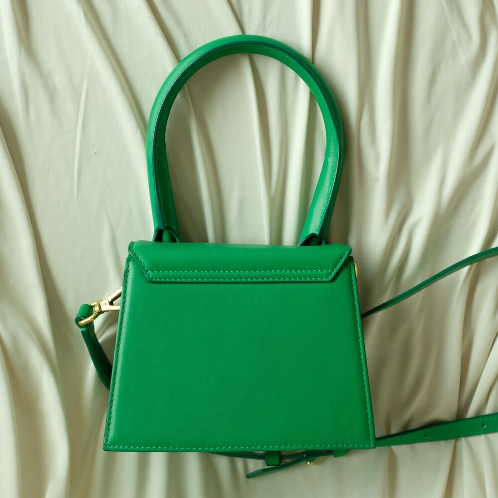 Jacquemus Le Chiquito - Green Calfskin Leather, Gold Hardware - Picture 3 of 11